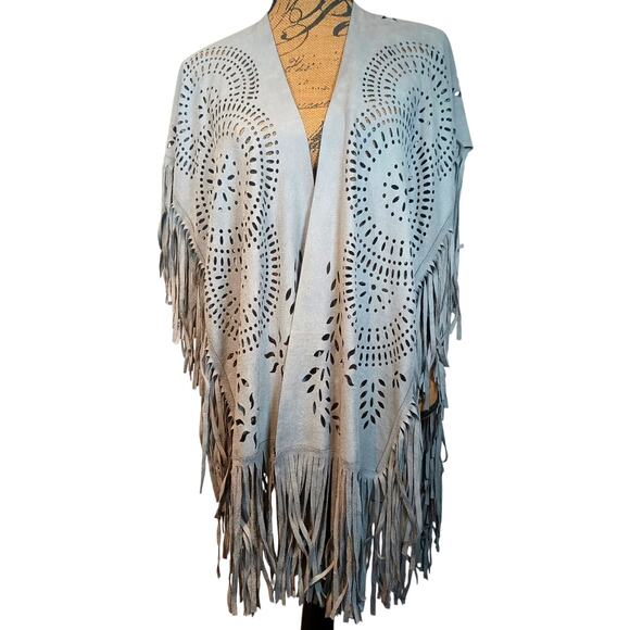 WOMENS GRAY HOLLOW OUT SUEDE FLORAL FINGE TASSEL VTG SHAWL CAPE PONCHO - Picture 1 of 9